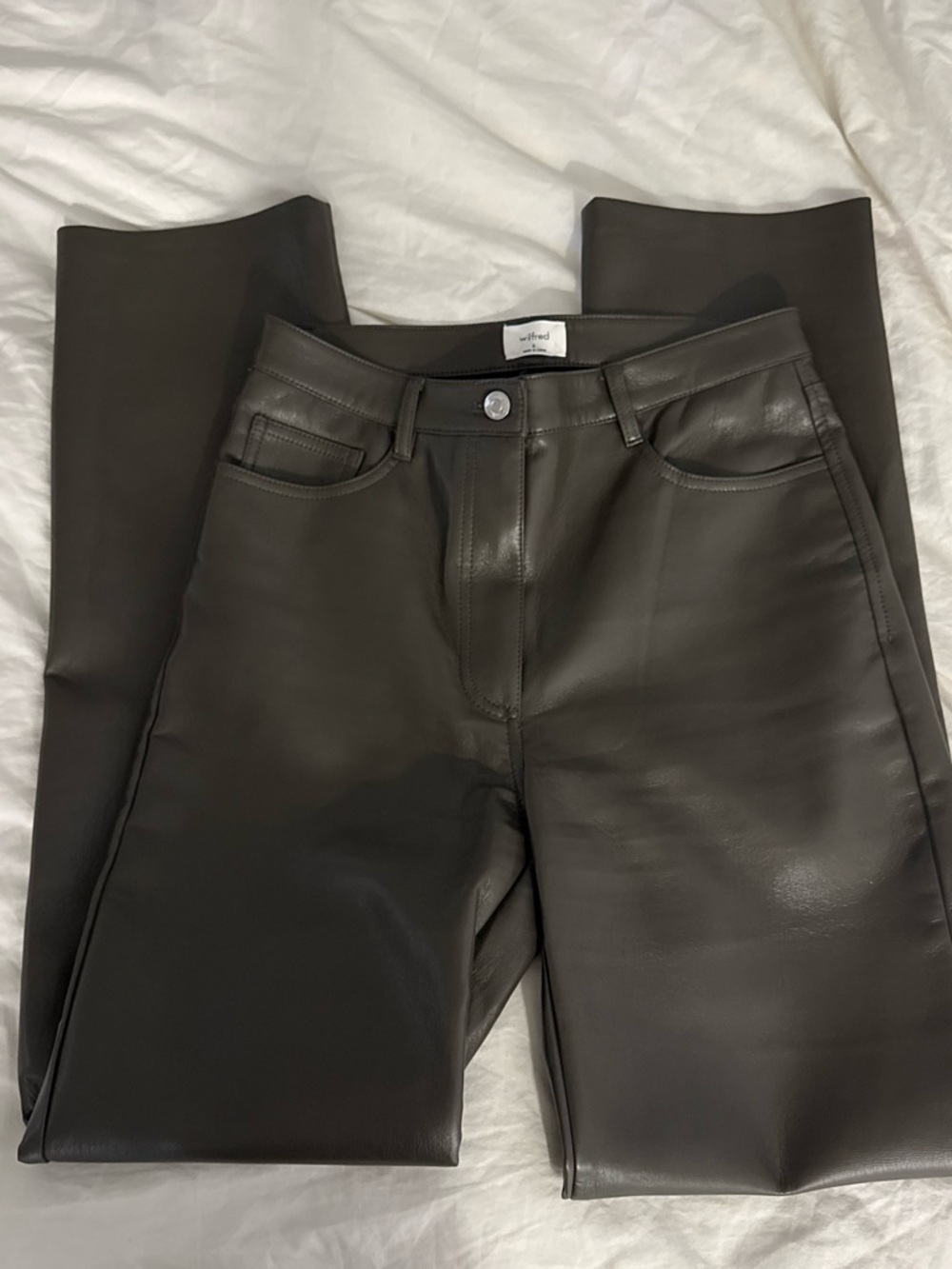 Aritzia Straight-Leg Faux Leather Pants in Dark Brown